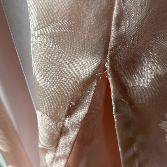 Vintage gold label Victoria Secret robe - Picture 5 of 6